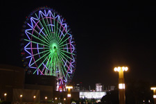 2004�N10���B�e