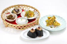 2010�N8����