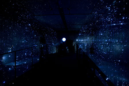 2010�N11���B�e