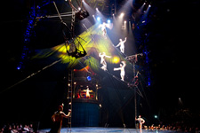 2011�N2���B�e