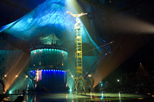 2011�N2���B�e