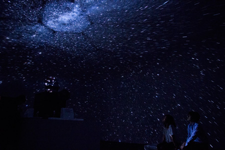 2011�N4���B�e