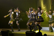 2011�N6���B�e