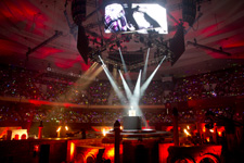 2011�N9���B�e