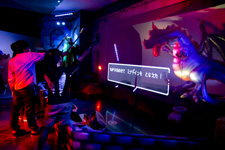 2011�N10���B�e