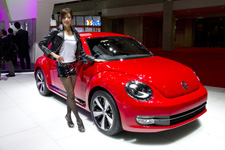 2011�N12��1���B�e