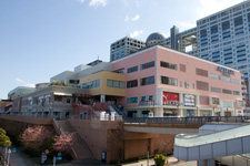 �����f�[�g�i�r���