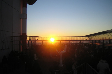 2009�N12���T���V���C����