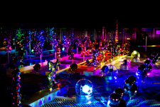 2012�N4��17���B�e