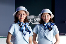 2012�N5��18���B�e