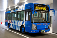 2012�N5���B�e