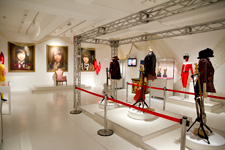 2012�N6��14���B�e