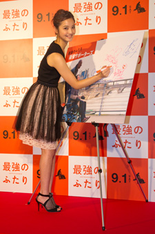 ���N�����B�e