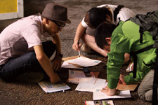 2012�N8����