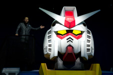 2013�N3��4���B�e