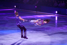 2013�N4��27���B�e