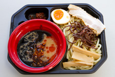 2013�N10��13���B�e