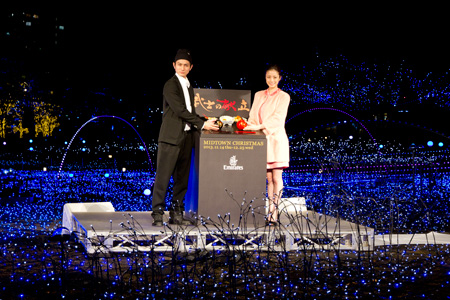 2013�N11���B�e