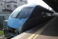 2013�N7���B�e