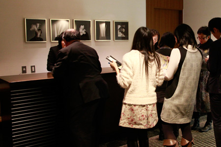 �����f�[�g�i�r,�B�e,�I���W�i��,���f�]�ڋ֎~,