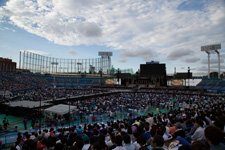 2014�N8���B�e