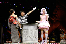 2014�N9���B�e