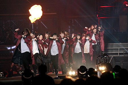 欅坂46が2周年ライブを開催